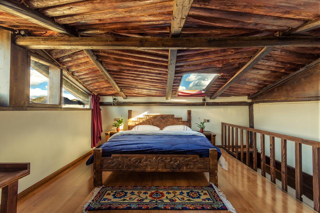 Energy Space Healing Inn Shangri-La Esterno foto