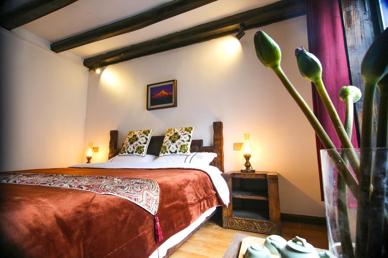 Energy Space Healing Inn Shangri-La Esterno foto