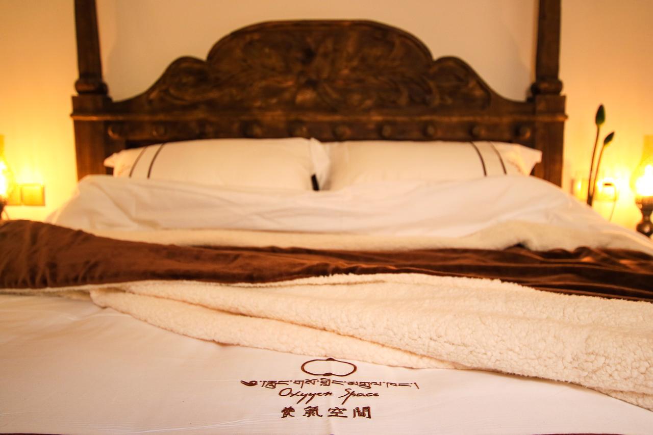 Energy Space Healing Inn Shangri-La Esterno foto