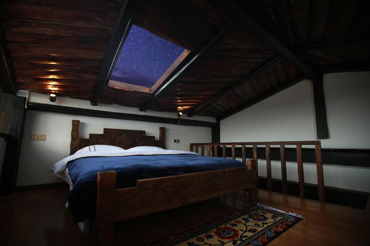 Energy Space Healing Inn Shangri-La Esterno foto